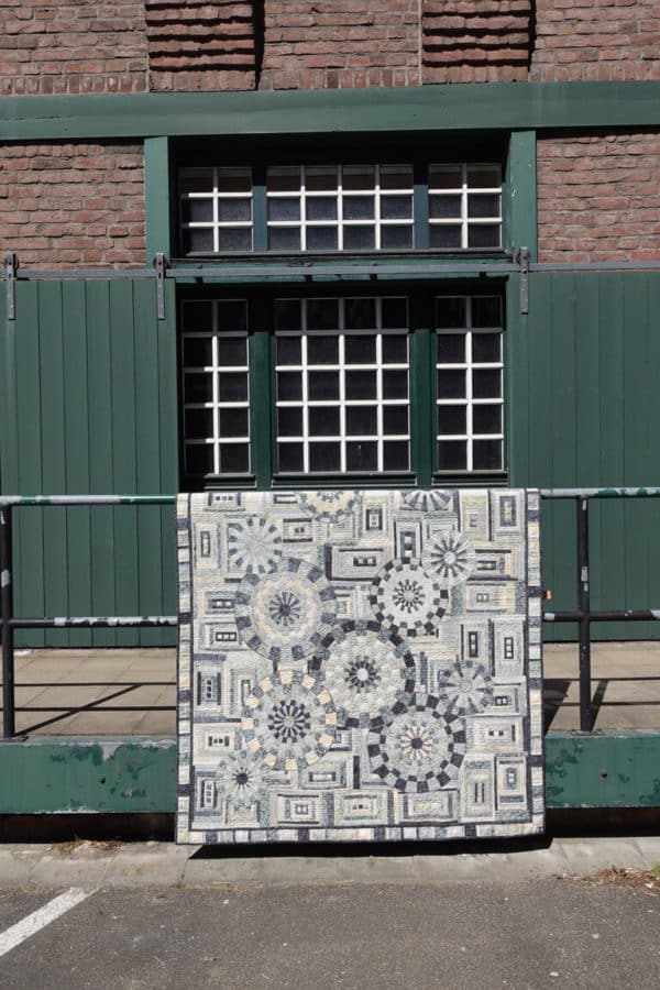 Venetian Marble: Florish Graphit (18,50 € / 100 cm)